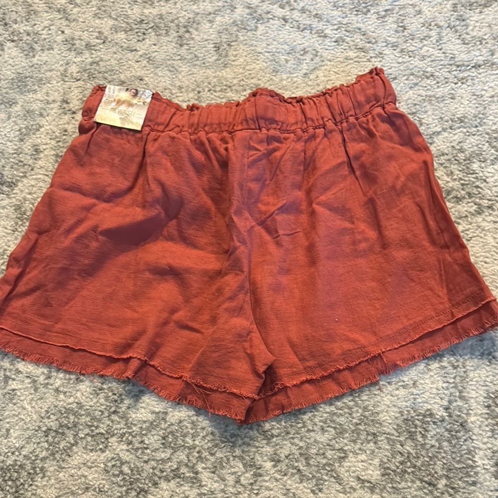 Women's Rust Shorts - Picture 7 of 7